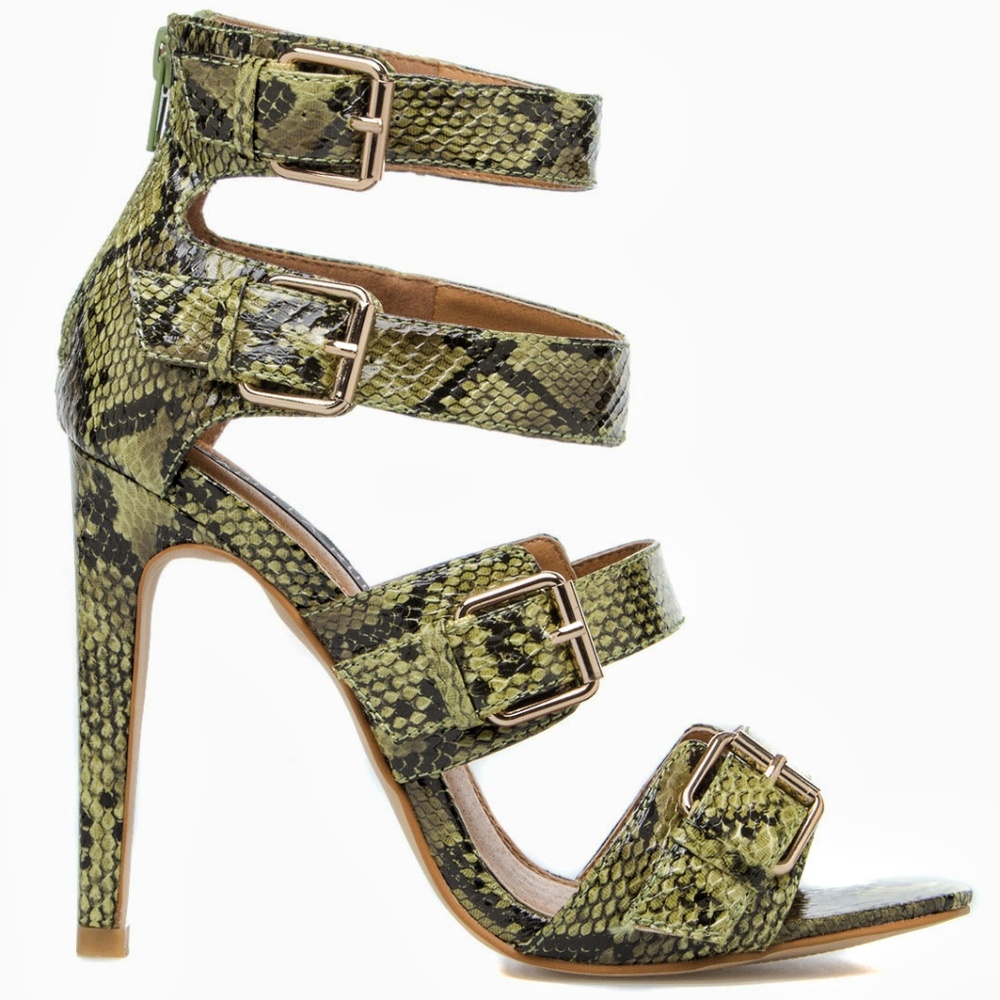 IZABELLA RUE BALLARD HEELS